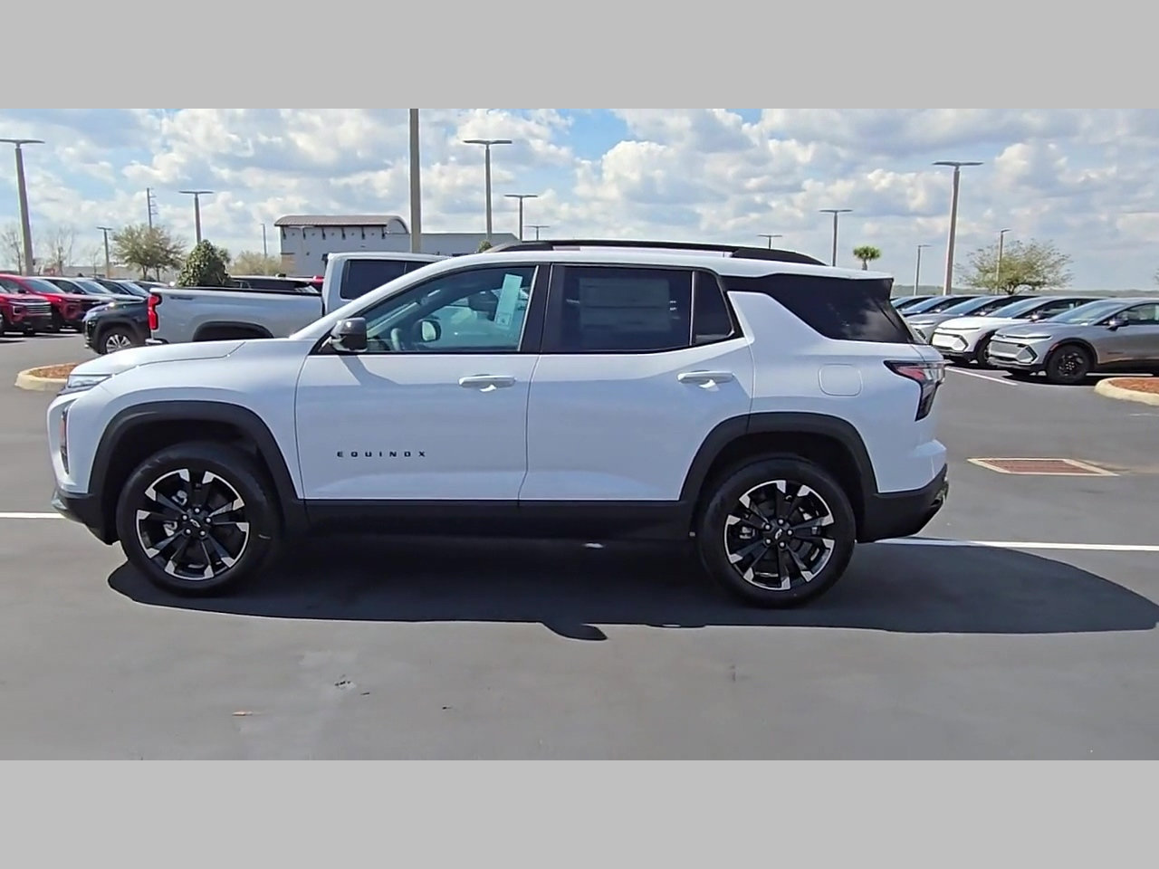 New 2026 Chevrolet Equinox RS w/ Safety and Technology Package image 18