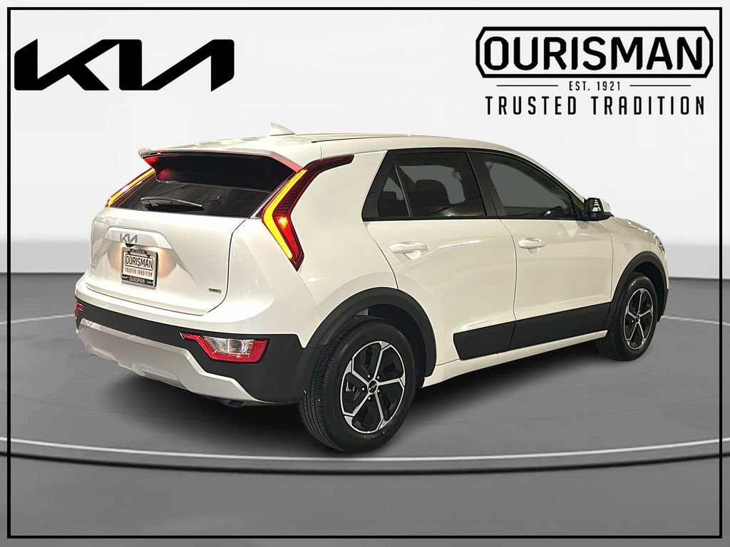 New 2026 Kia Niro LX image 4
