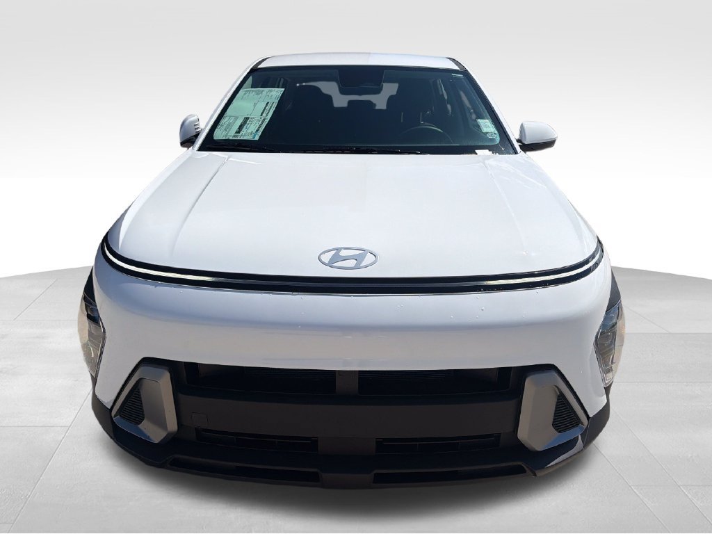 New 2027 Hyundai Kona SE FWD image 11