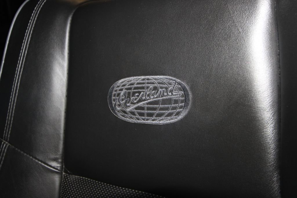 Used 2020 Jeep Grand Cherokee Overland image 25