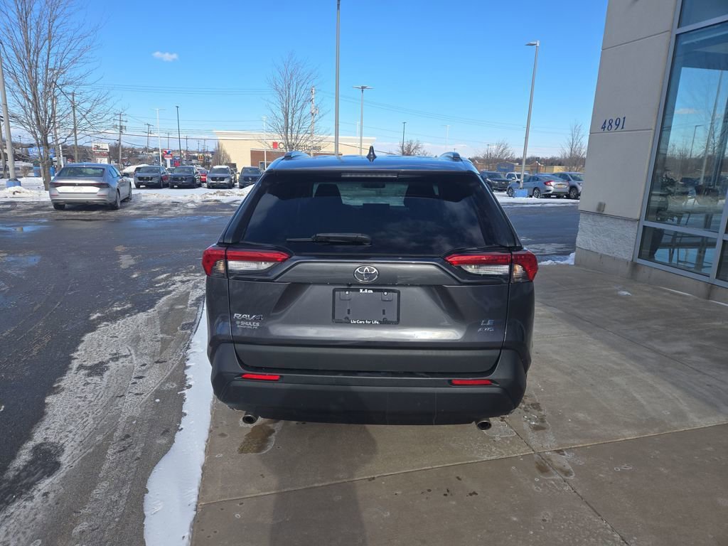 Used 2020 Toyota RAV4 LE w/ All Weather Liner Package image 4