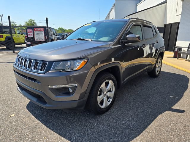 Used 2021 Jeep Compass Latitude w/ Mopar Graphics Package AWD/4WD image 22