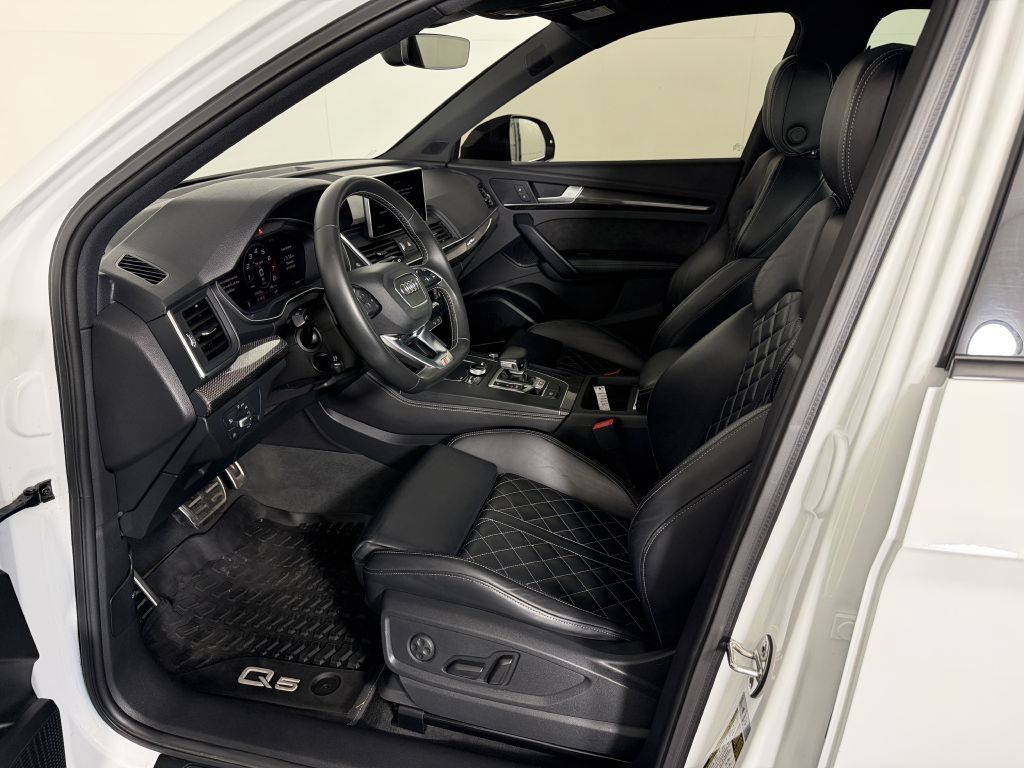 Used 2019 Audi SQ5 Premium Plus AWD/4WD image 16