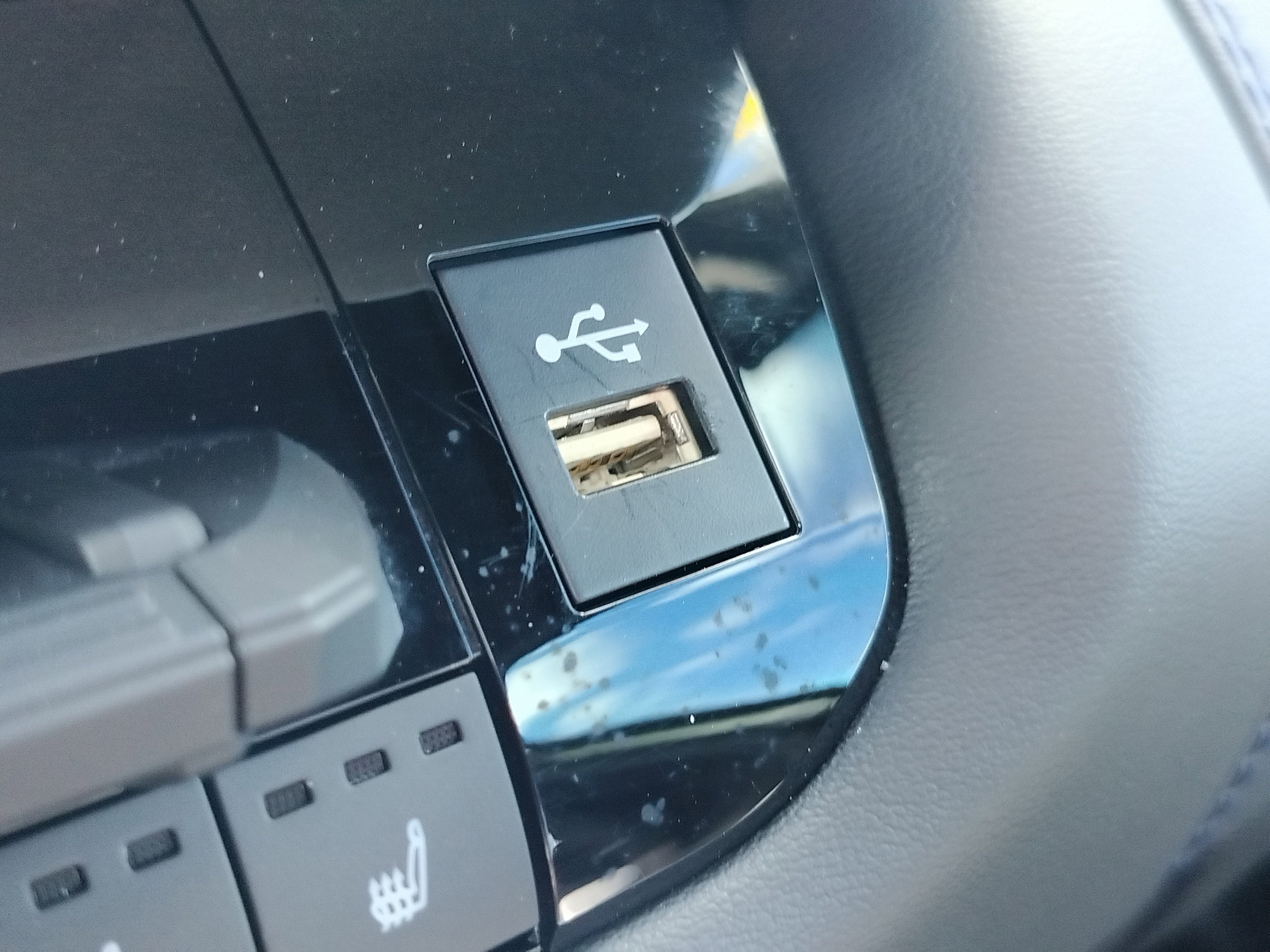 Used 2024 Toyota Tundra Platinum image 28