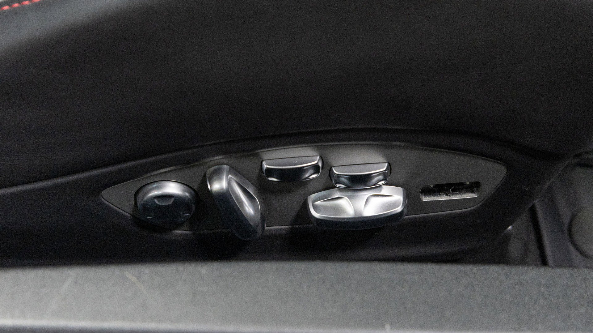 Used 2019 Porsche 911 Carrera 4 GTS image 49