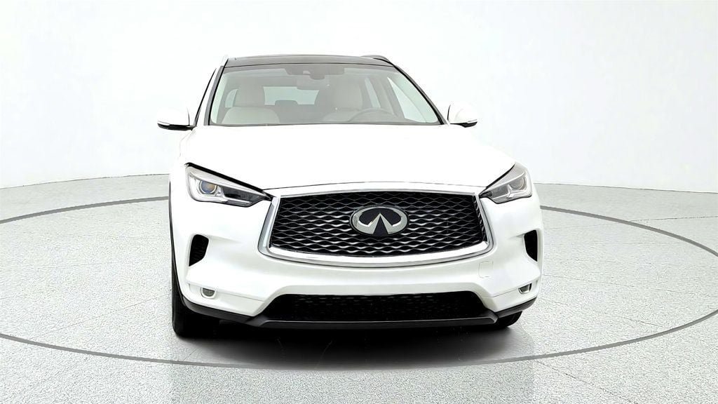 Used 2022 INFINITI QX50 Luxe AWD/4WD image 2