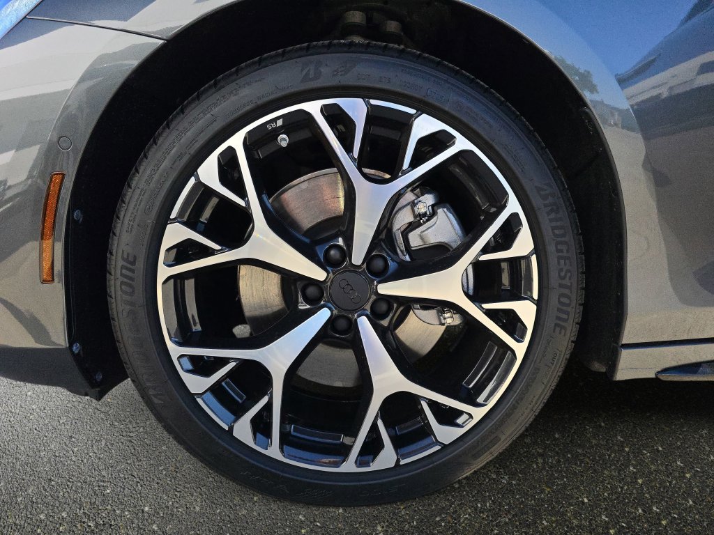 New 2026 Audi A6 Premium Plus AWD/4WD image 33
