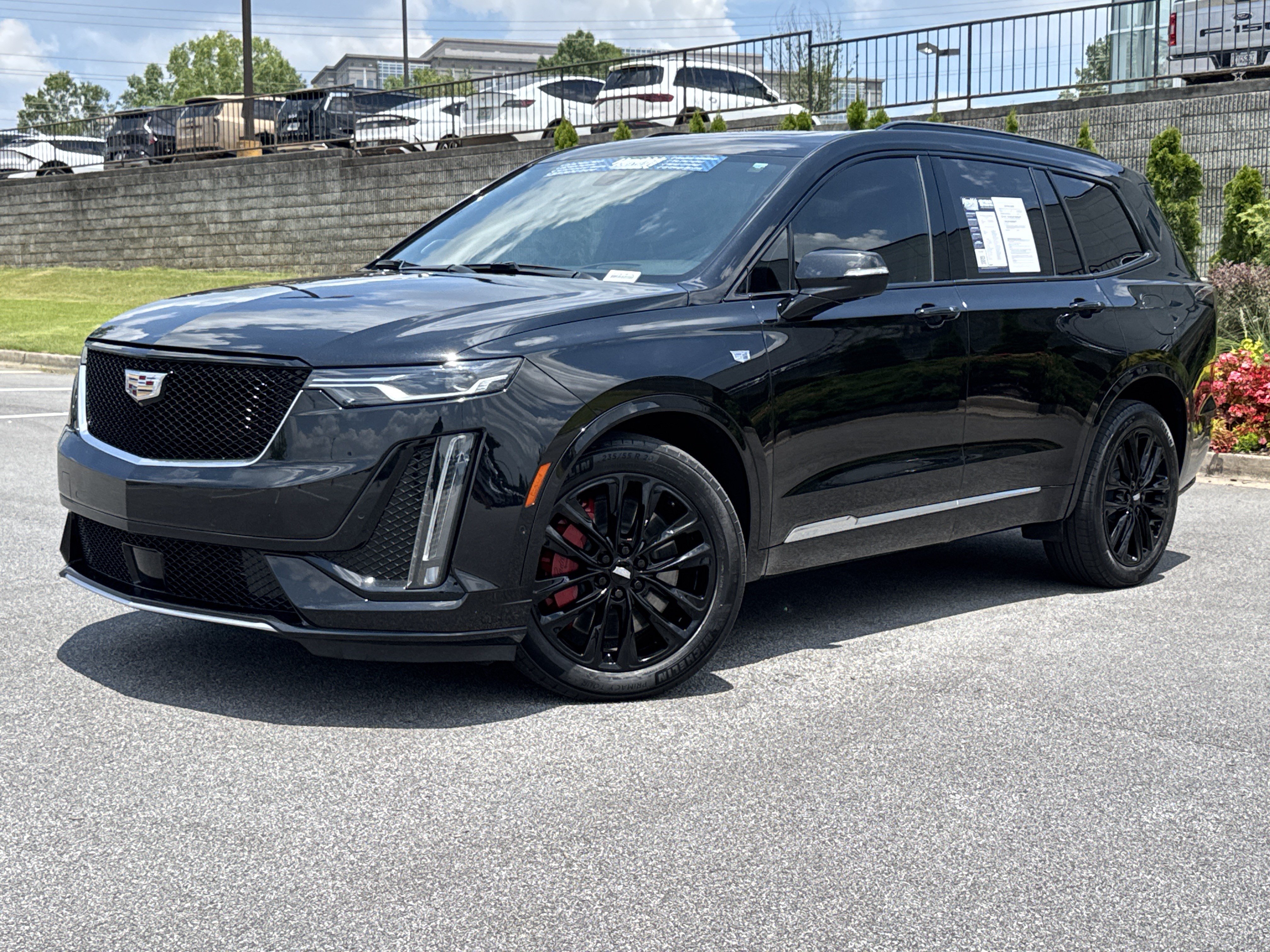 Used 2023 Cadillac XT6 Sport w/ Technology Package AWD/4WD image 5