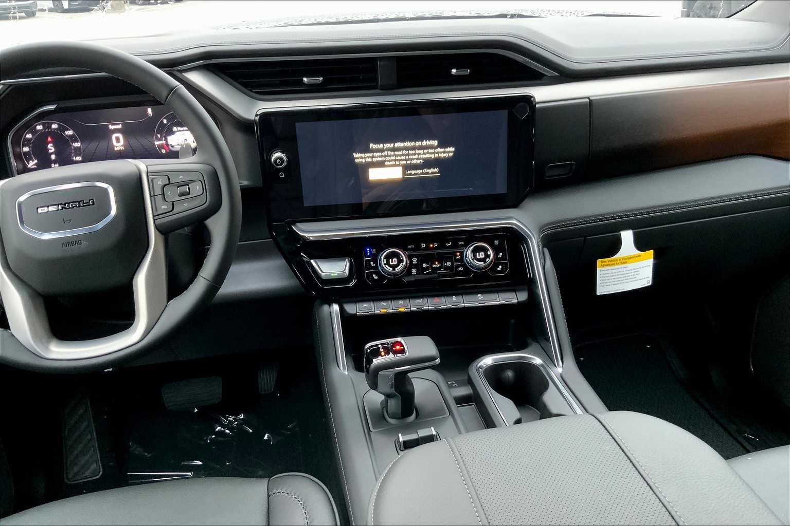 Used 2026 GMC Sierra 1500 Denali AWD/4WD image 7