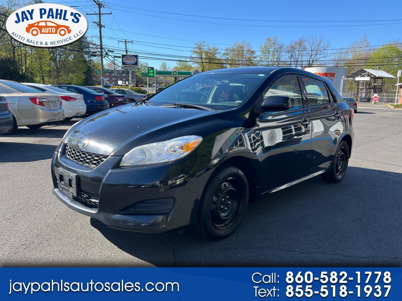 Used 2013 Toyota Matrix L FWD image 1