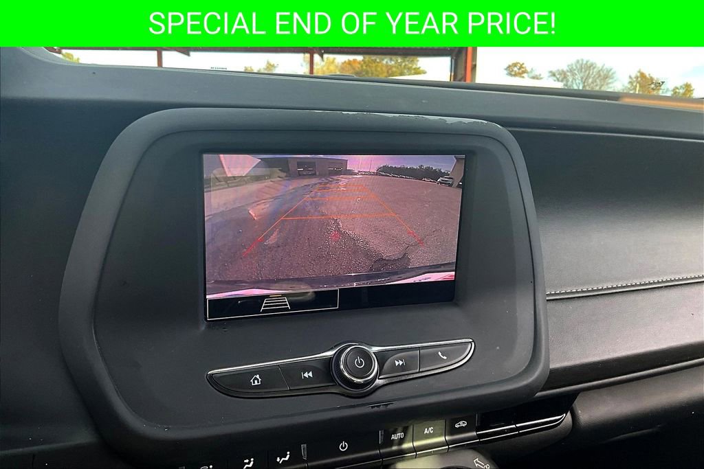 Used 2021 Chevrolet Camaro LT w/ RS Package image 13