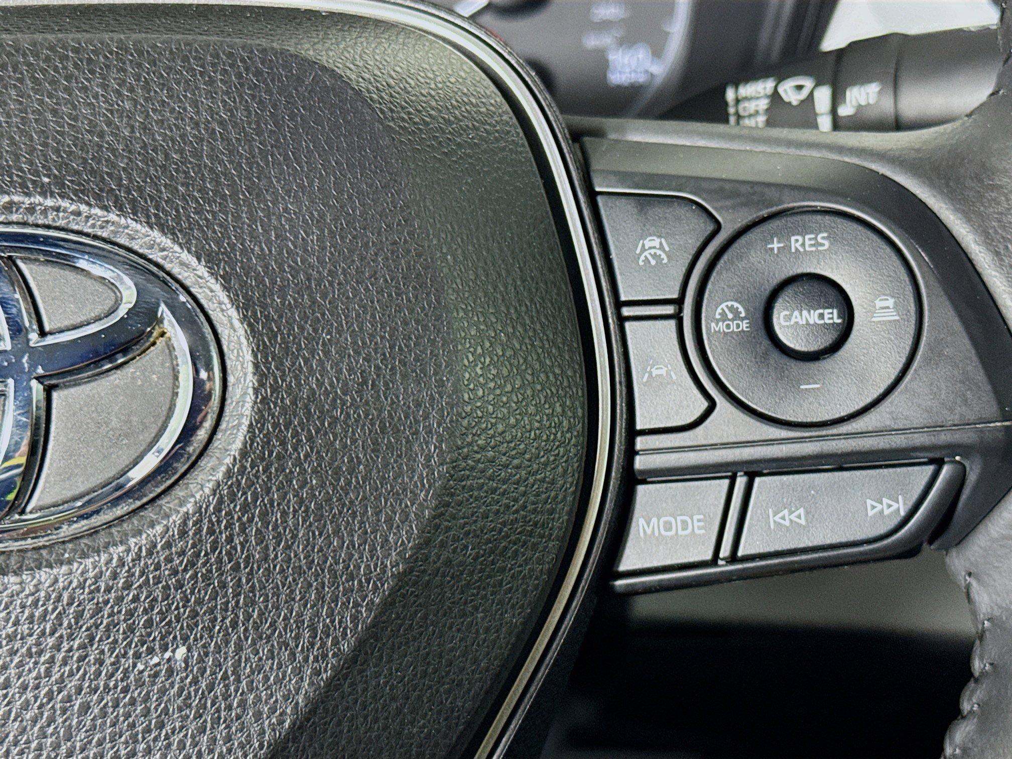 Used 2024 Toyota Corolla SE image 14