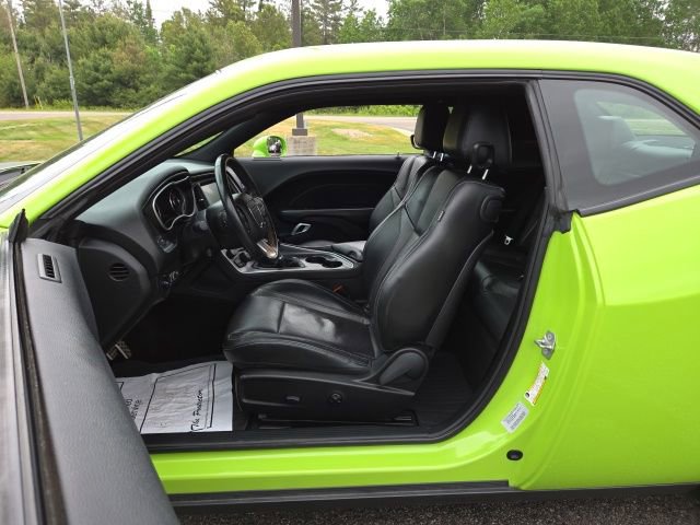 Used 2015 Dodge Challenger R/T Plus RWD image 14