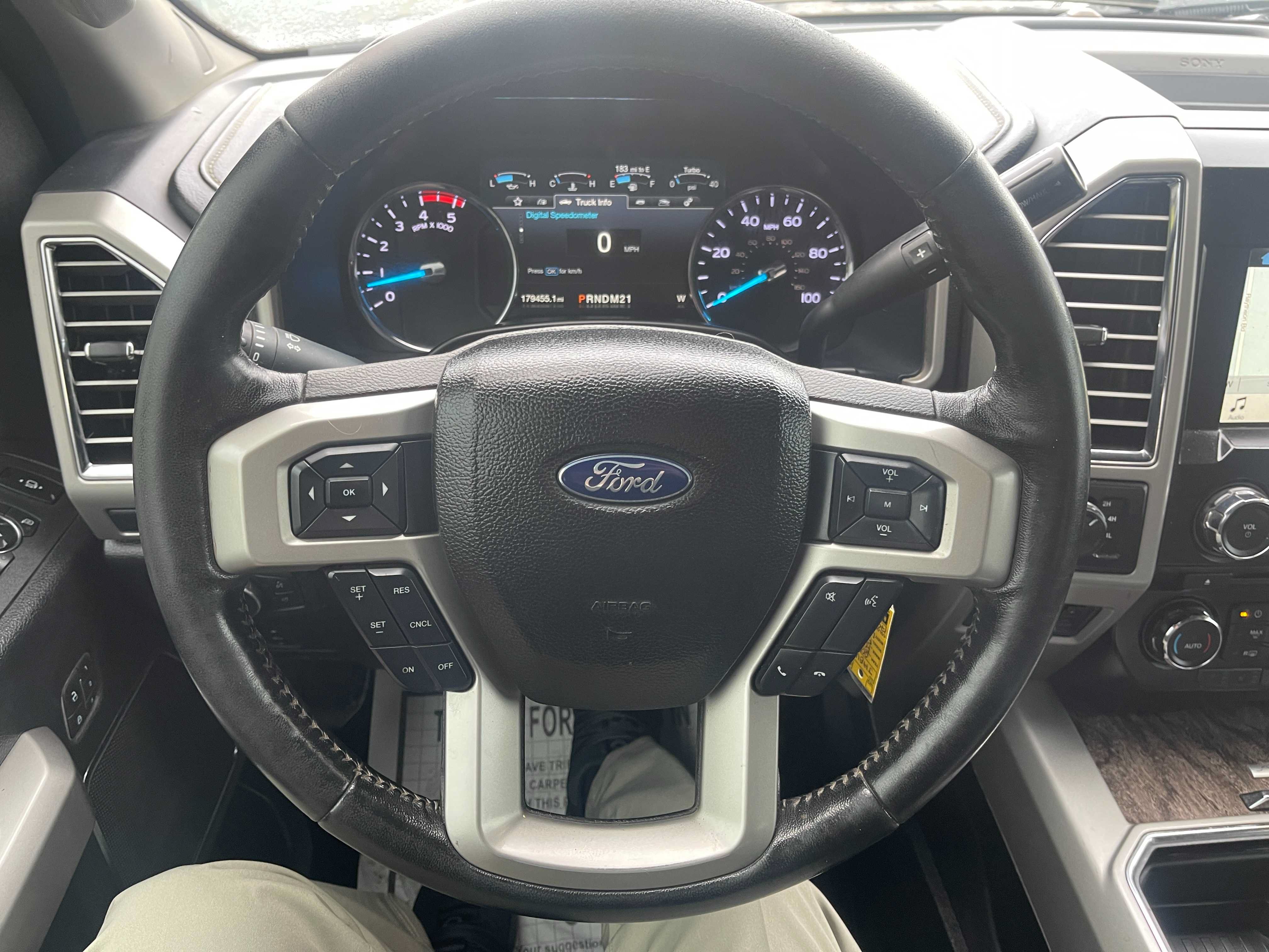 Used 2017 Ford F250 Lariat w/ Lariat Value Package AWD/4WD image 34