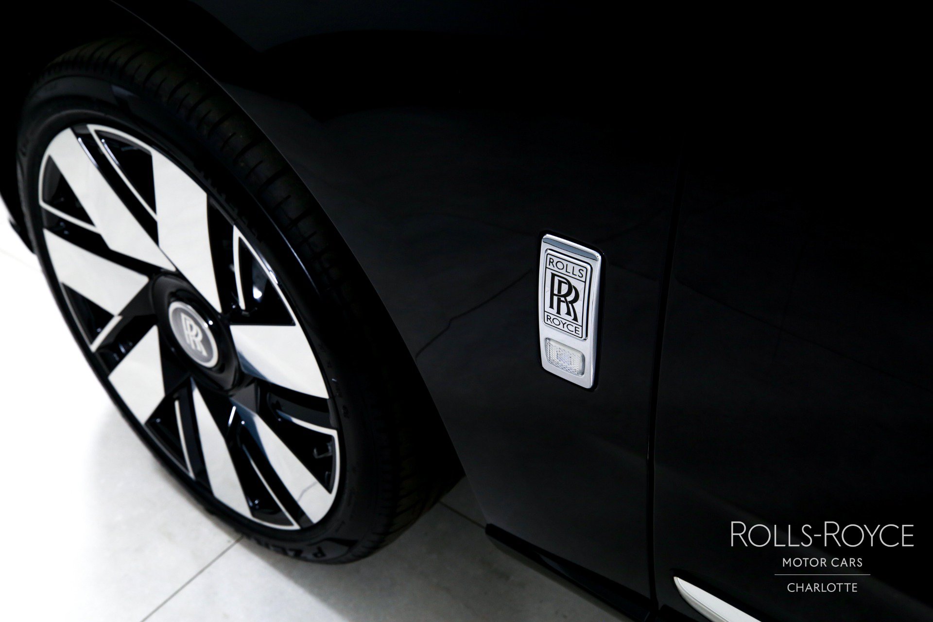 New 2026 Rolls-Royce Cullinan AWD/4WD image 47
