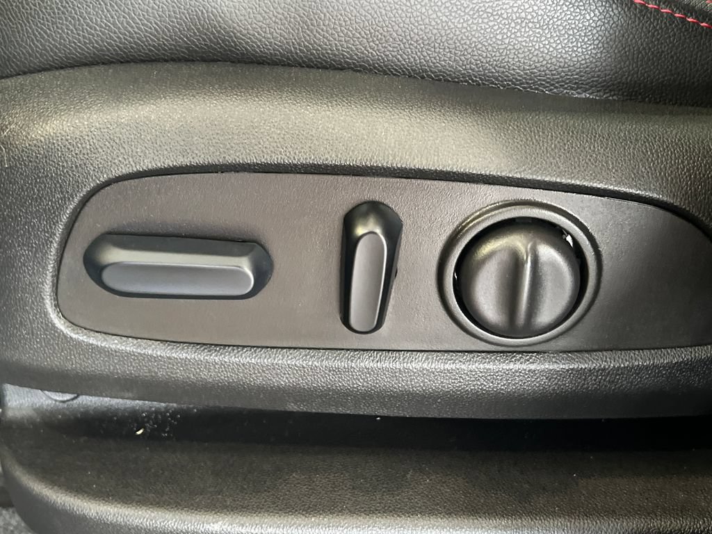 Used 2024 Chevrolet Equinox RS AWD/4WD image 33