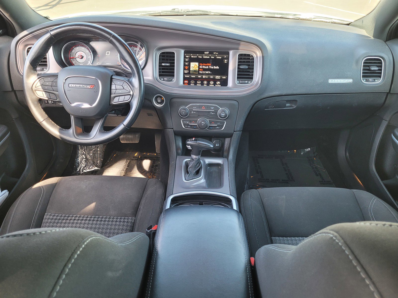 Used 2023 Dodge Charger SXT image 14