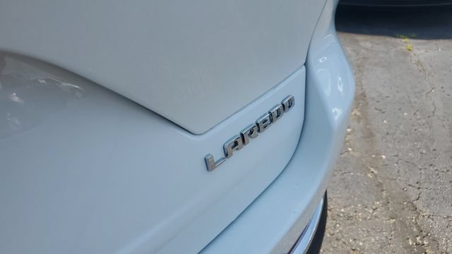 Used 2023 Jeep Grand Cherokee Laredo w/ Luxury Tech Group I AWD/4WD image 28
