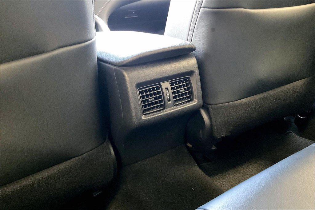 Used 2021 Toyota Camry XSE w/ Carpet Mat Package (TMS) FWD image 34