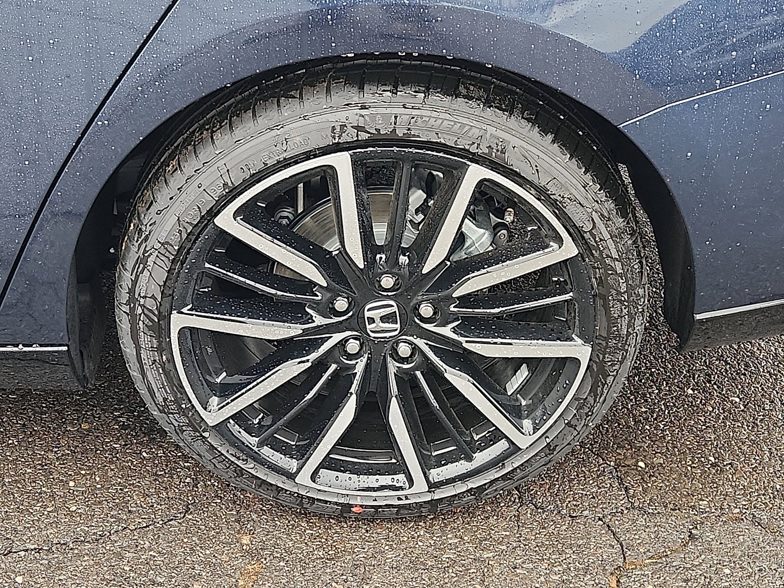 New 2026 Honda Accord Touring image 5