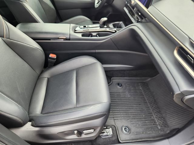 Used 2024 Toyota Crown Platinum image 14