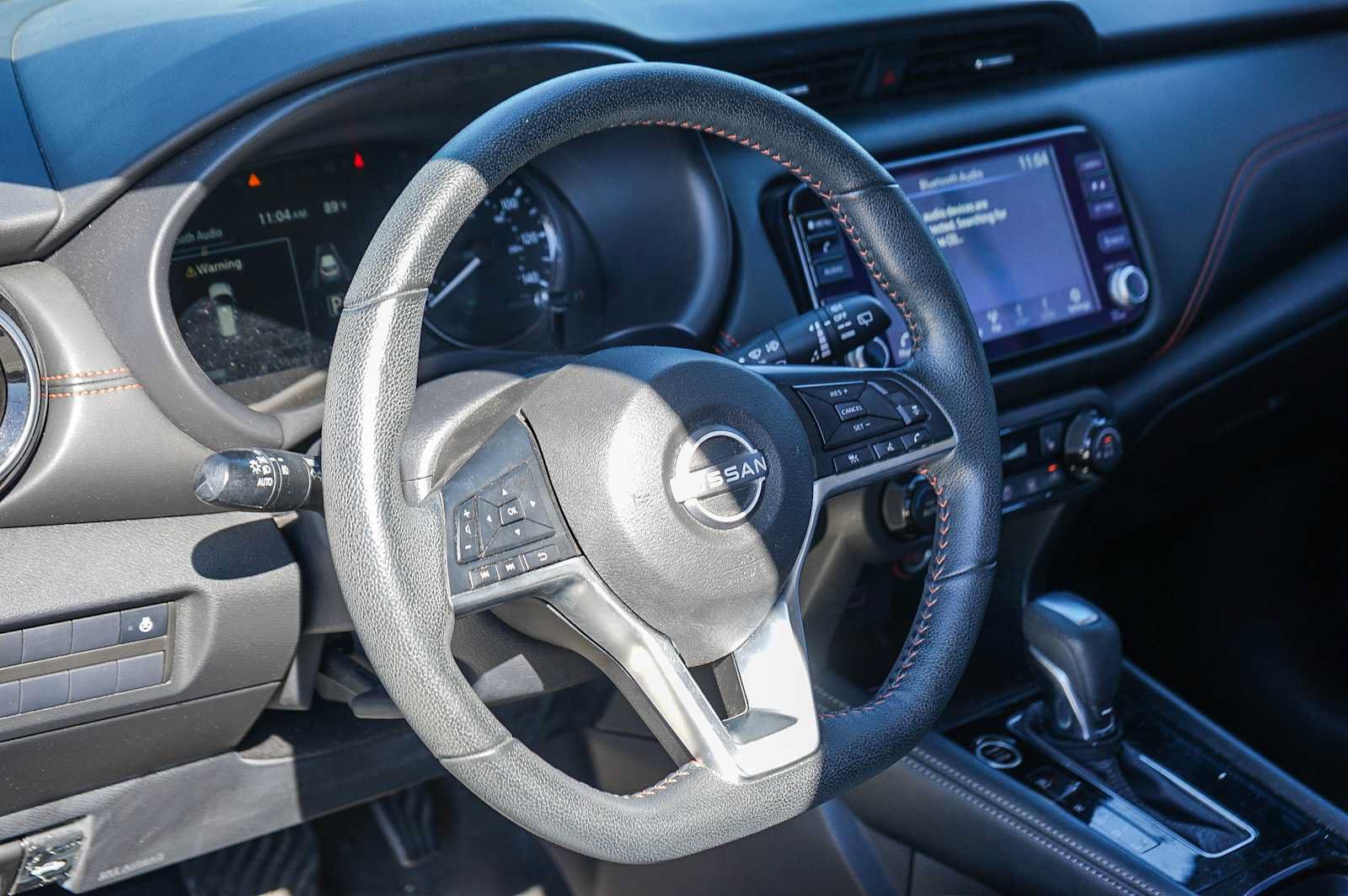 Used 2023 Nissan Kicks SR w/ SR Premium Package FWD image 14