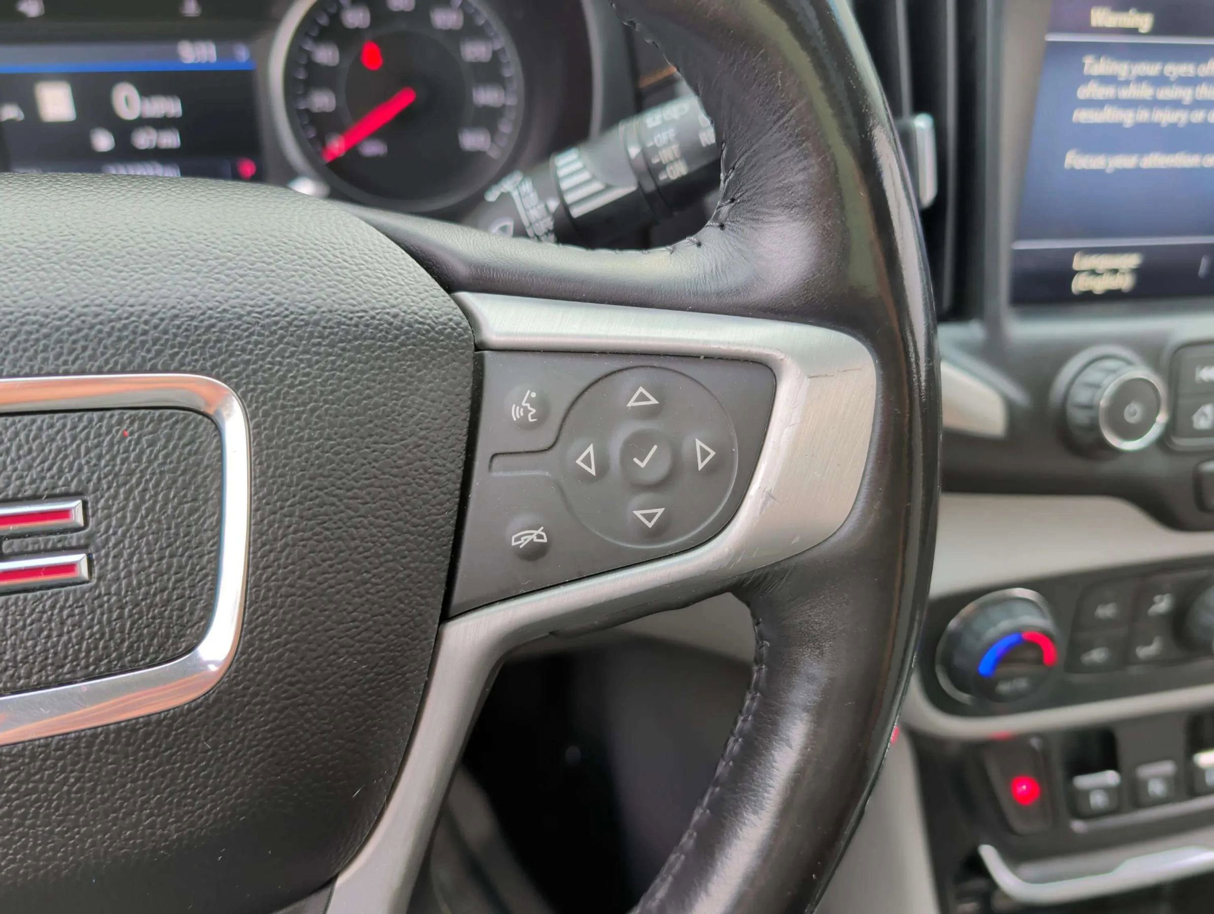 Used 2019 GMC Terrain SLT w/ Infotainment Package II image 21