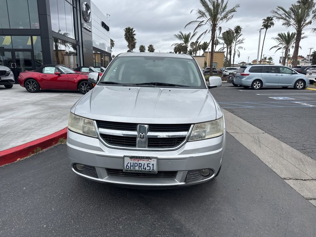 Used 2009 Dodge Journey R/T w/ Flexible Seating Group FWD image 2