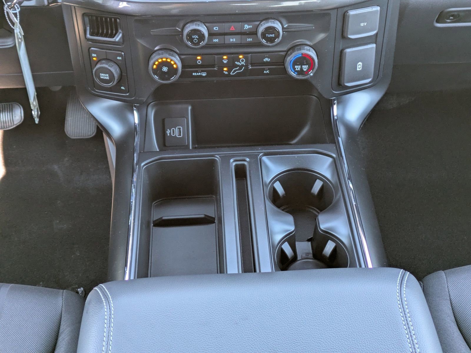 New 2025 Ford F150 STX w/ Equipment Group 200A image 20