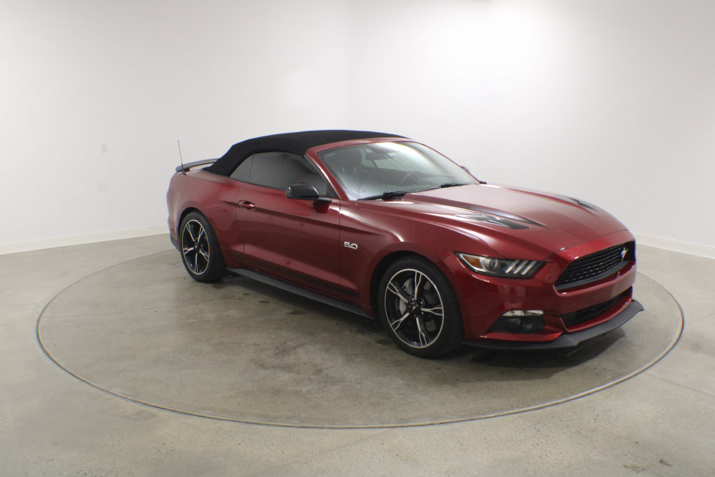 Used 2017 Ford Mustang GT Premium w/ Equipment Group 401A RWD image 7