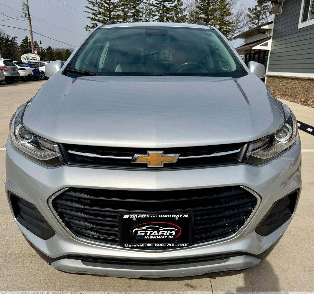 Used 2020 Chevrolet Trax LT w/ Driver Confidence Package image 3