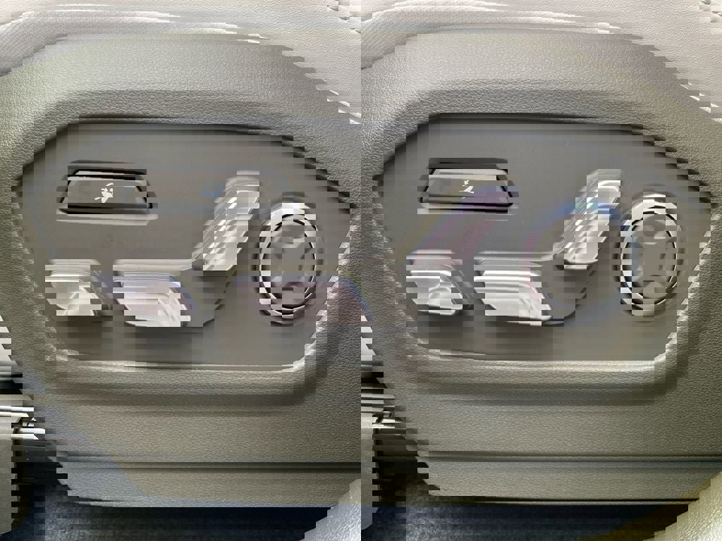 New 2025 Hyundai Santa Fe Calligraphy image 13