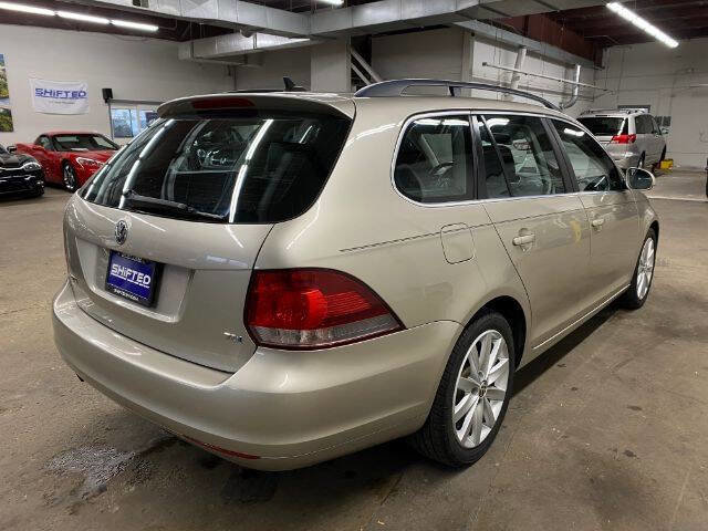 Used 2012 Volkswagen Jetta TDI image 5