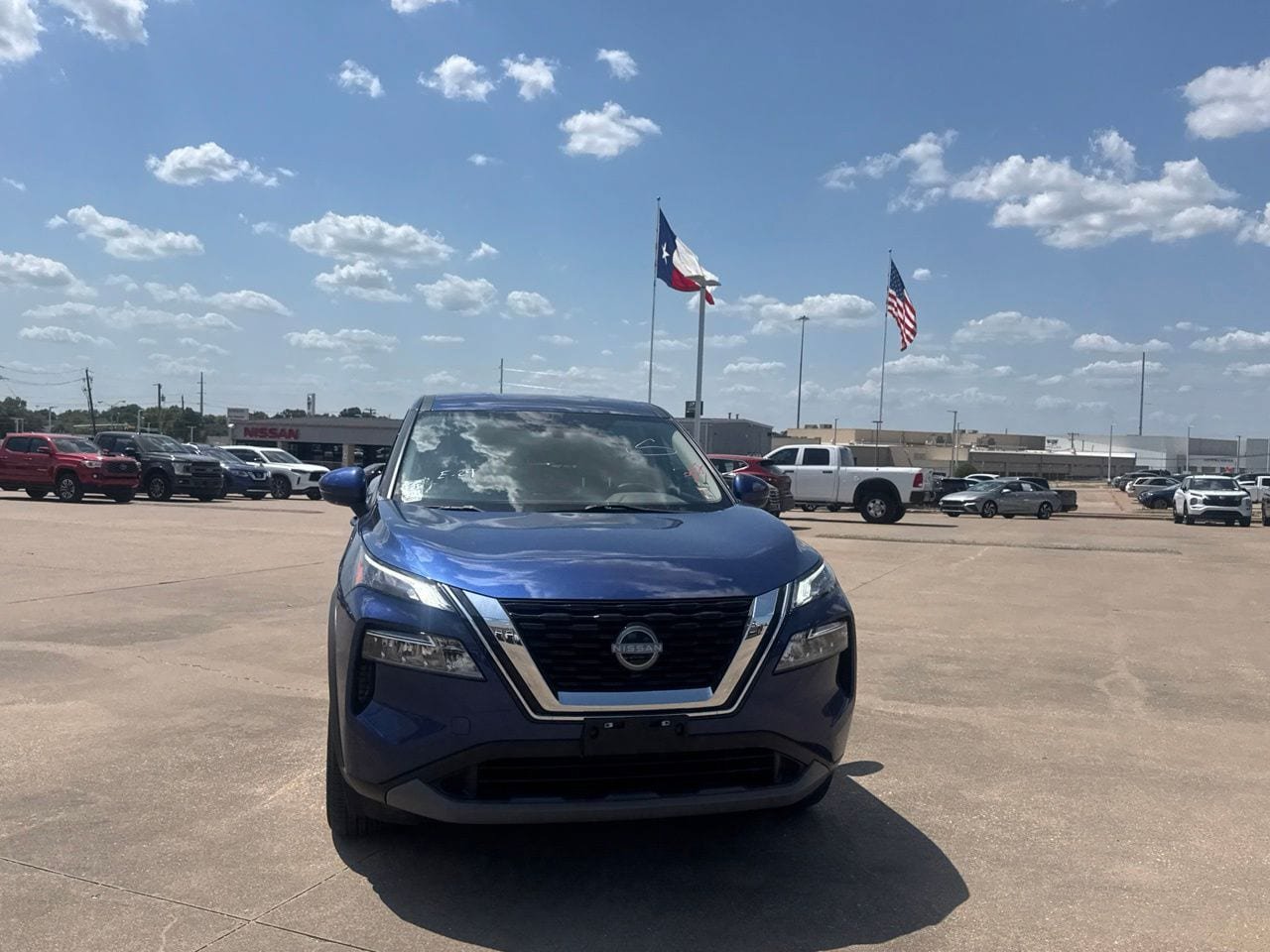 Certified 2023 Nissan Rogue SV AWD/4WD image 4