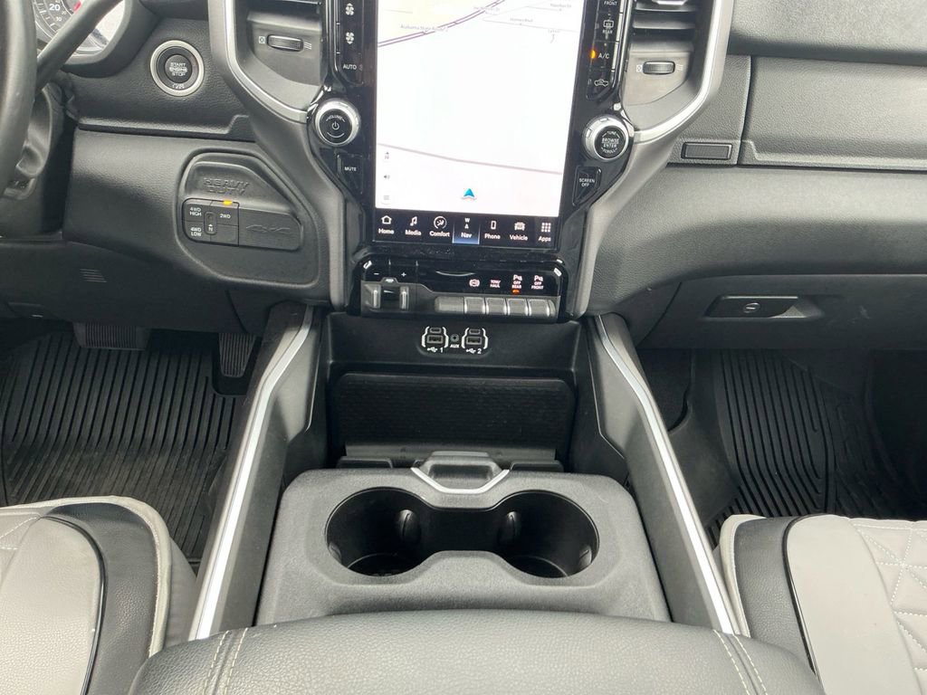 Used 2024 RAM 2500 Big Horn w/ Sport Appearance Package AWD/4WD image 20