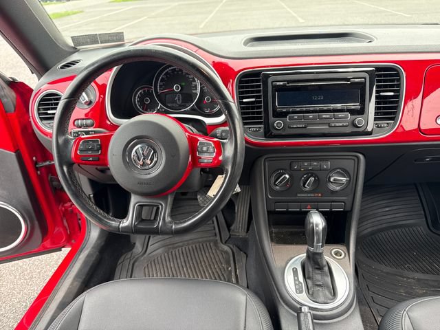 Used 2015 Volkswagen Beetle 1.8T FWD image 18