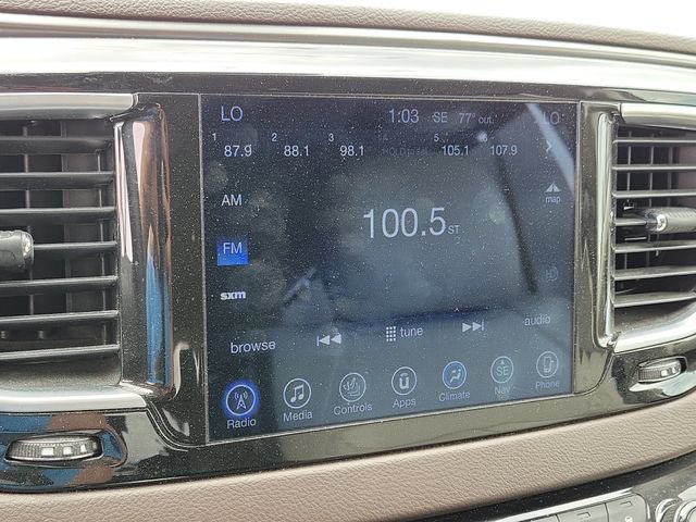 Used 2017 Chrysler Pacifica Touring-L Plus w/ Advanced Safetytec Group FWD image 14