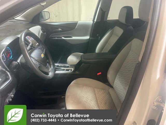 Used 2018 Chevrolet Equinox LT w/ Sun & Infotainment Package image 9