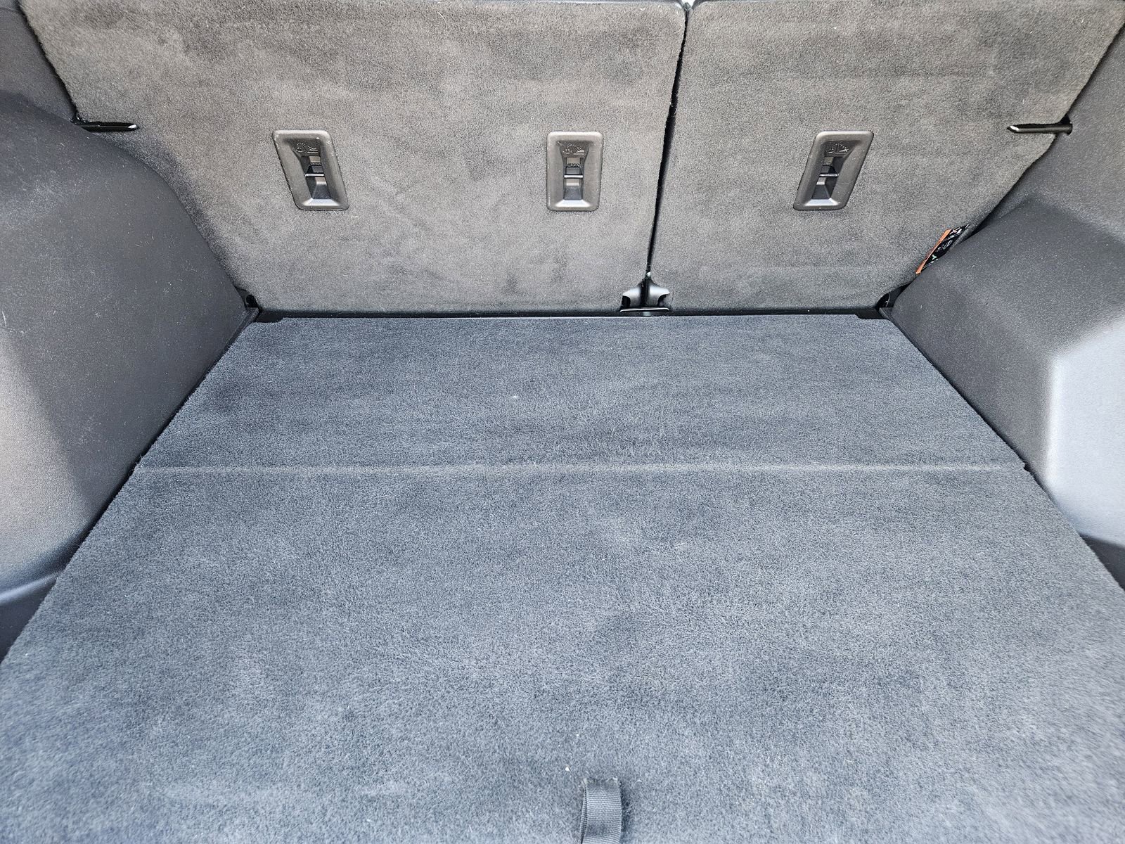 Used 2022 Chevrolet Equinox RS image 34