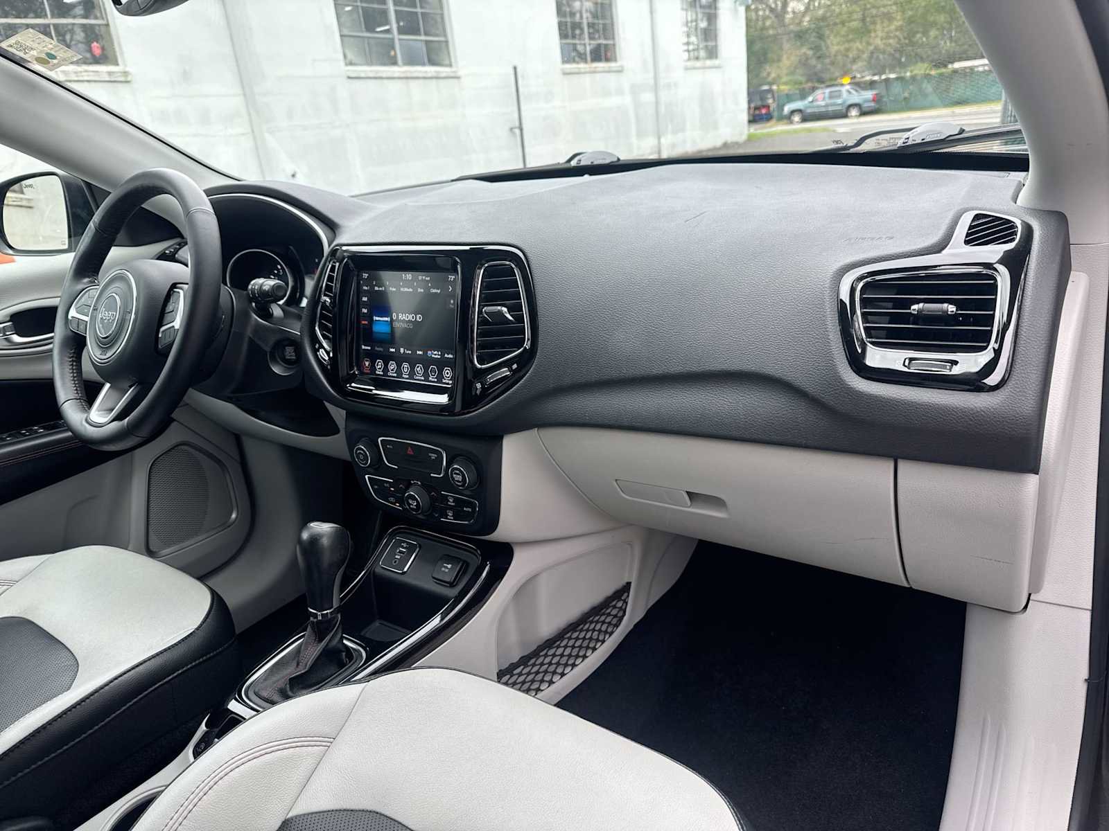 Used 2019 Jeep Compass Limited image 16