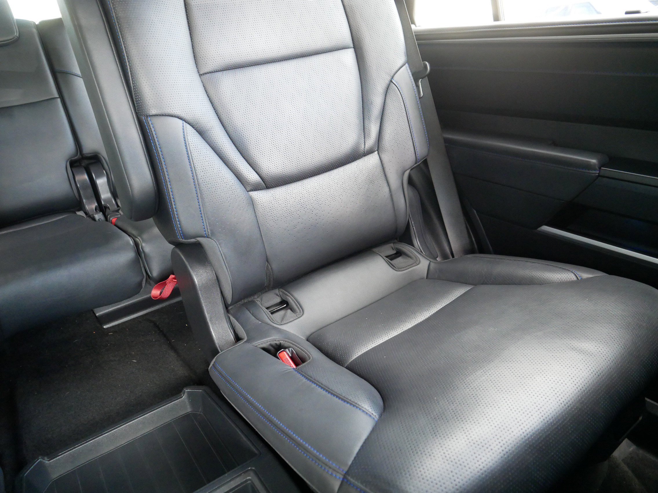 Used 2024 Toyota Sequoia Platinum AWD/4WD image 14