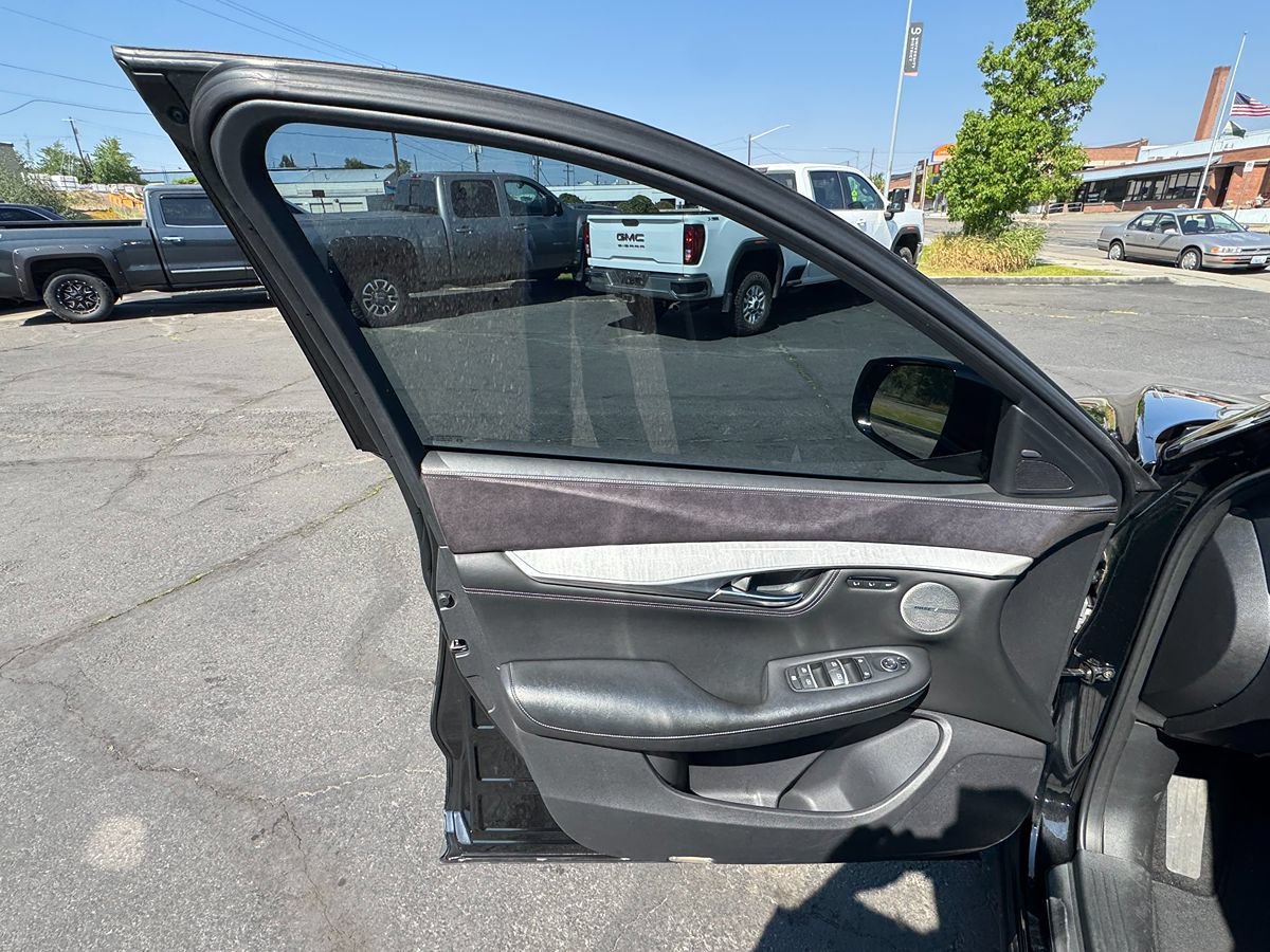 Used 2019 INFINITI QX50 Essential w/ Sensory Package AWD/4WD image 14