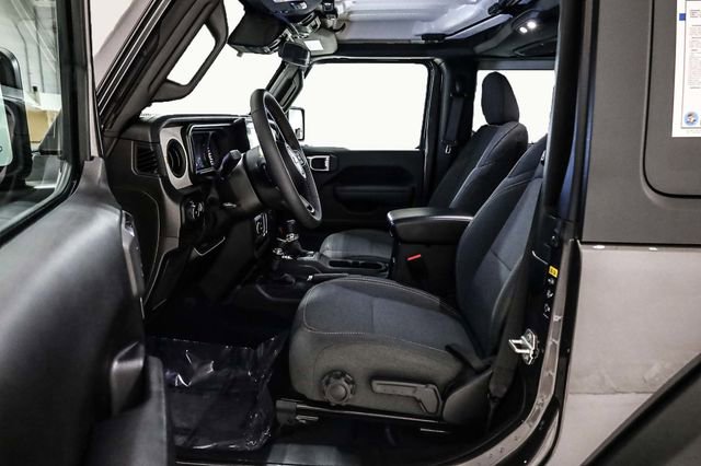 Used 2024 Jeep Wrangler Sport S image 13
