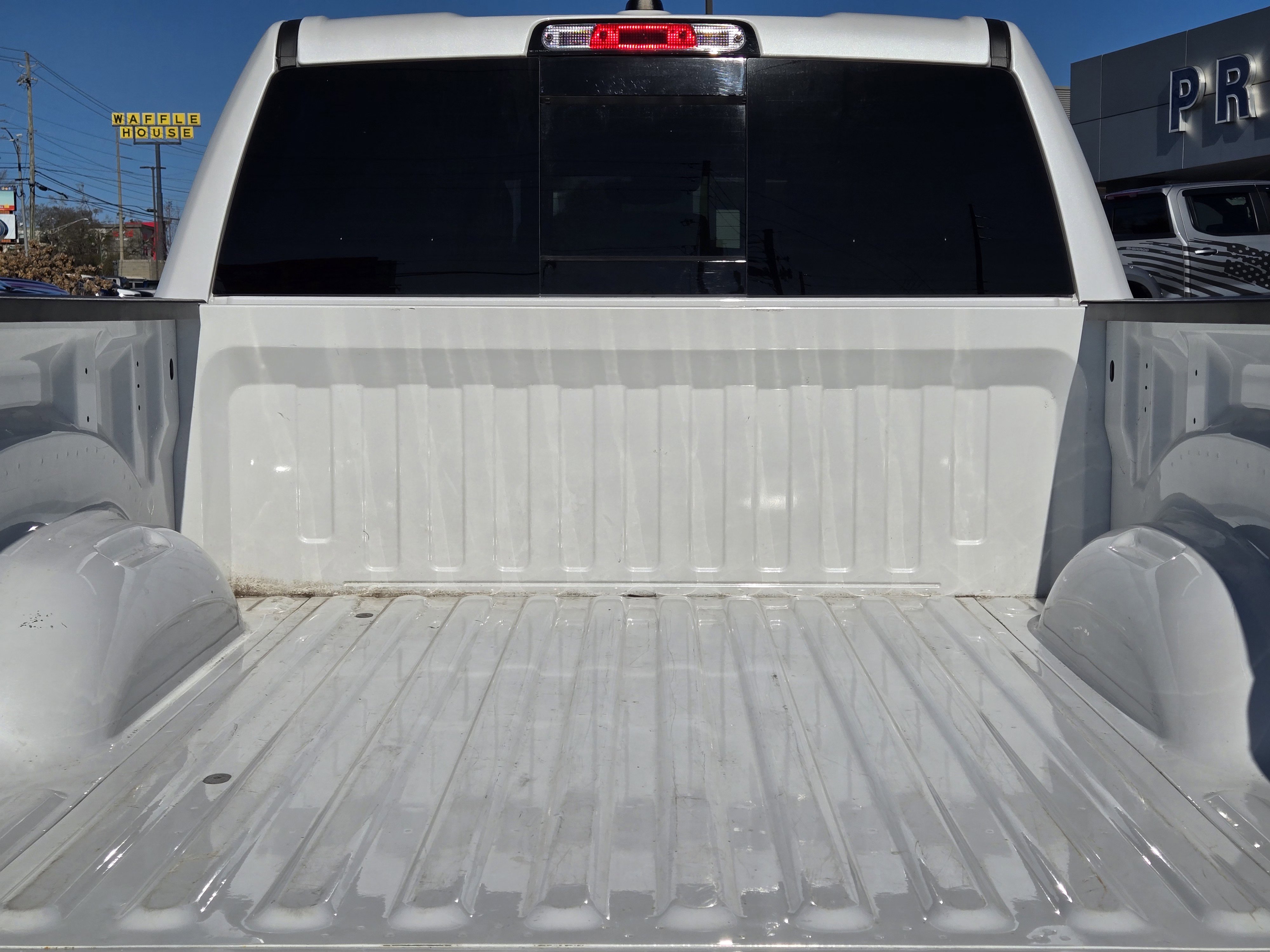 Used 2025 RAM 1500 Laramie image 13