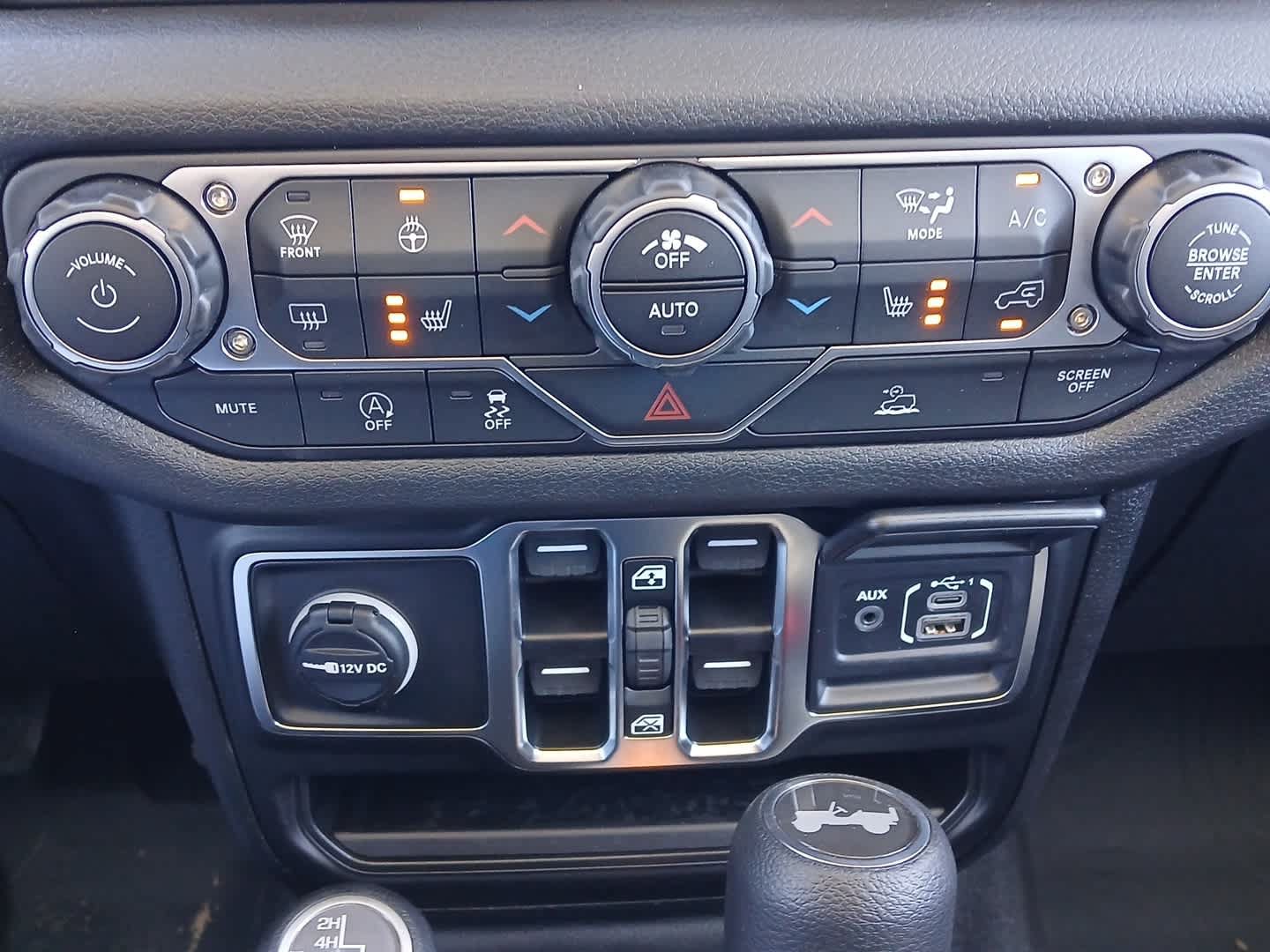 Used 2025 Jeep Wrangler Unlimited Sport AWD/4WD image 38