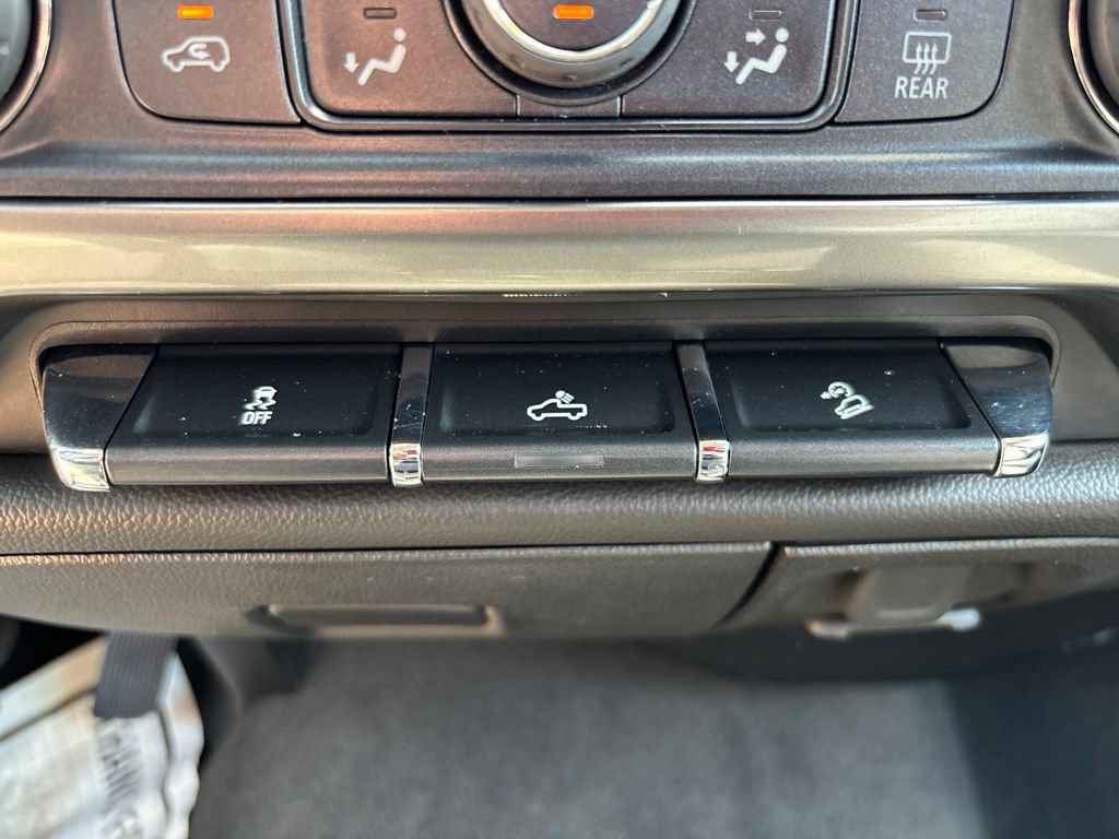 Used 2019 Chevrolet Silverado 1500 LT w/ All Star Edition AWD/4WD image 28