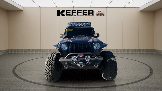 Used 2023 Jeep Gladiator Sport AWD/4WD image 9