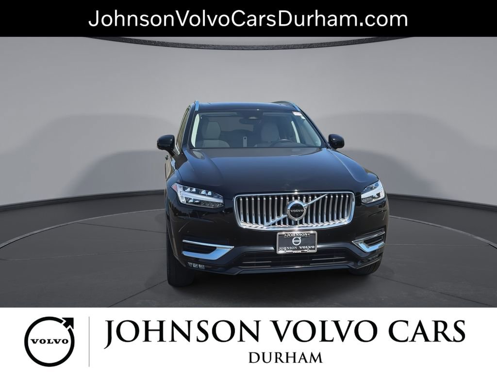 Used 2023 Volvo XC90 B6 Plus AWD/4WD image 3