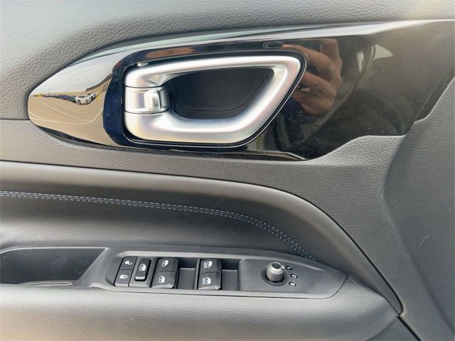 New 2026 Jeep Compass Latitude image 20