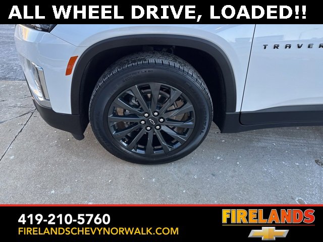 Certified 2023 Chevrolet Traverse RS w/ LPO, Floor Liner Package image 9
